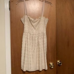 Eight sixty size large dress